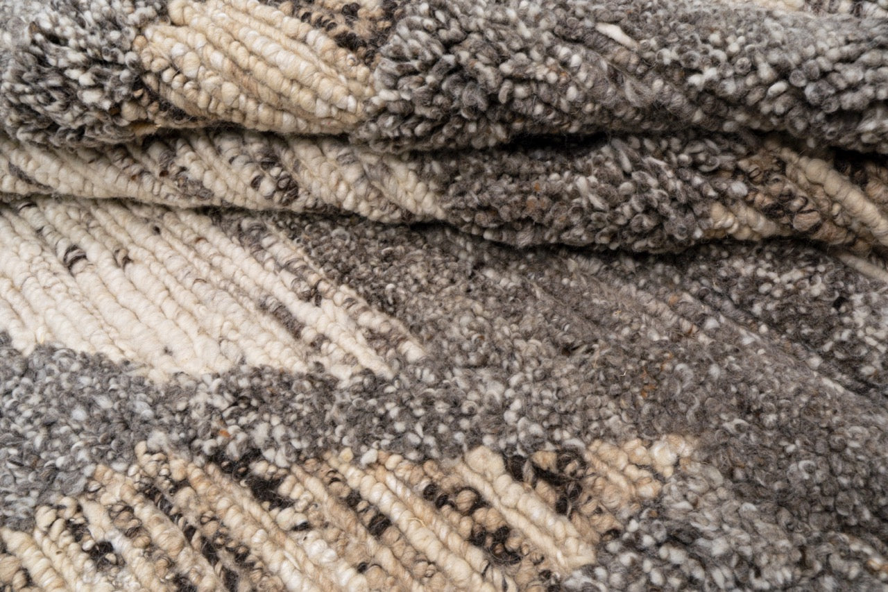 Aster Hand Knotted Wool Rug