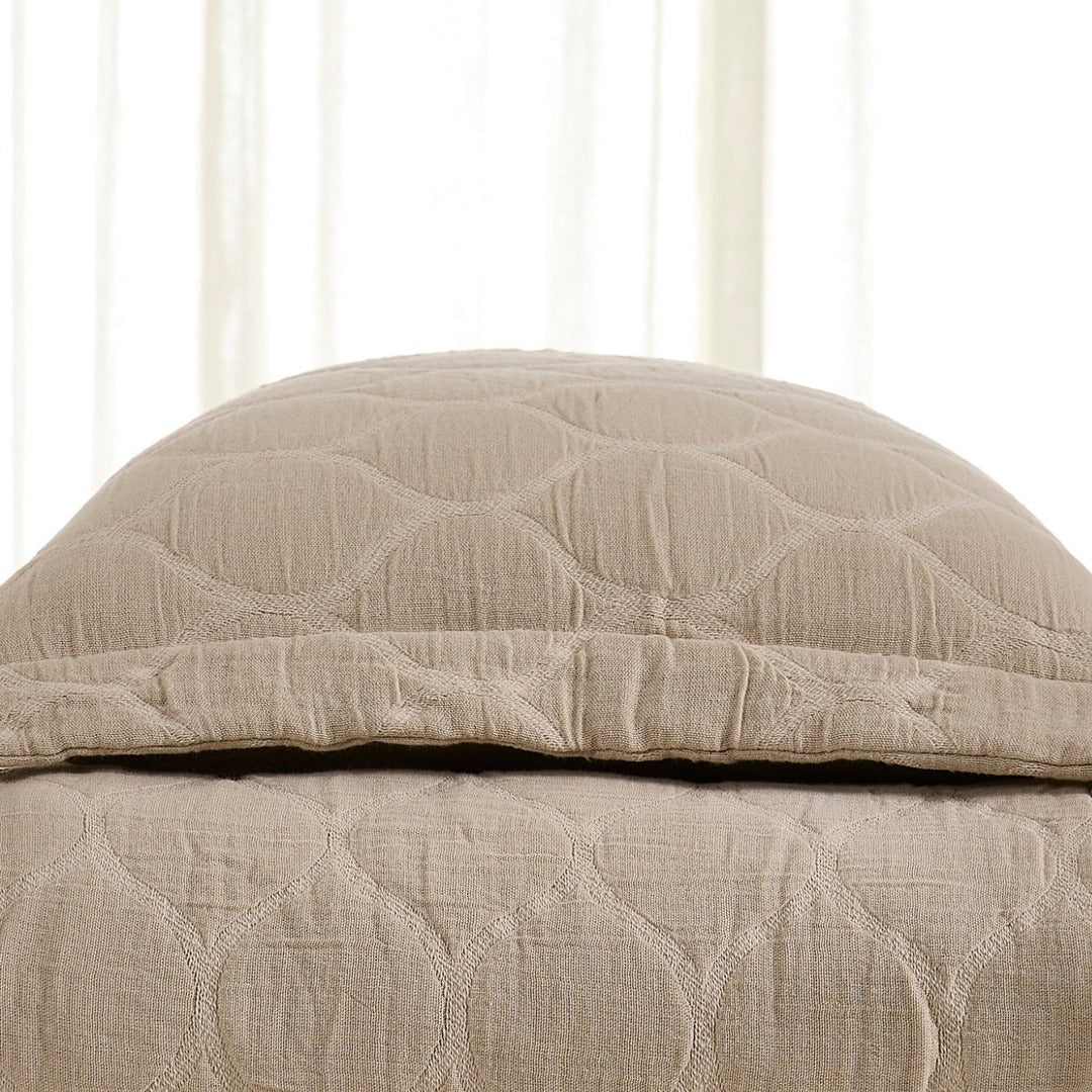 Arbor – Beige Bedspread Set