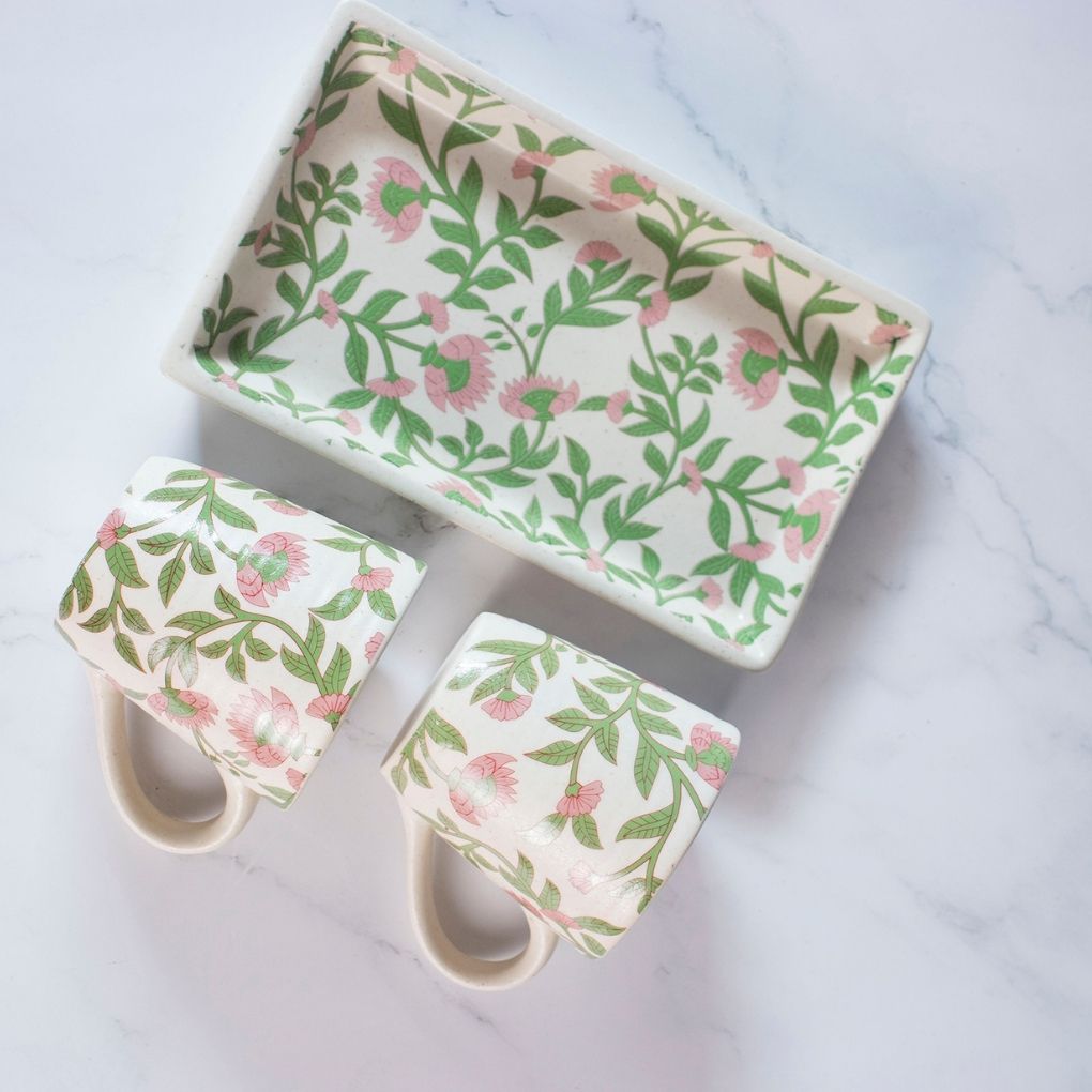 Pink Symphony Coffee Mug Set With 2 Coffee Mugs + Coffee Tray