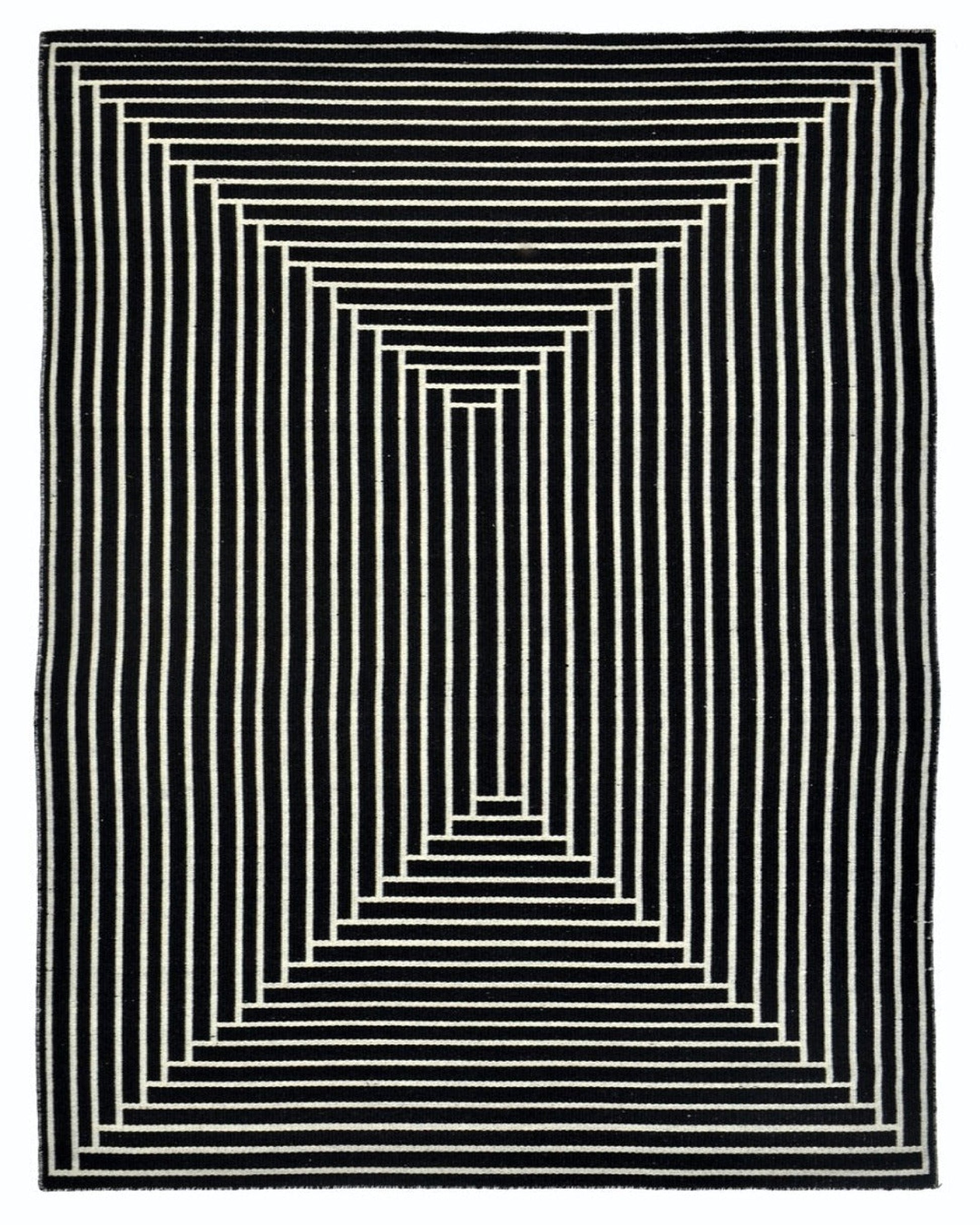 Noir Reversible Rug | Popyuli