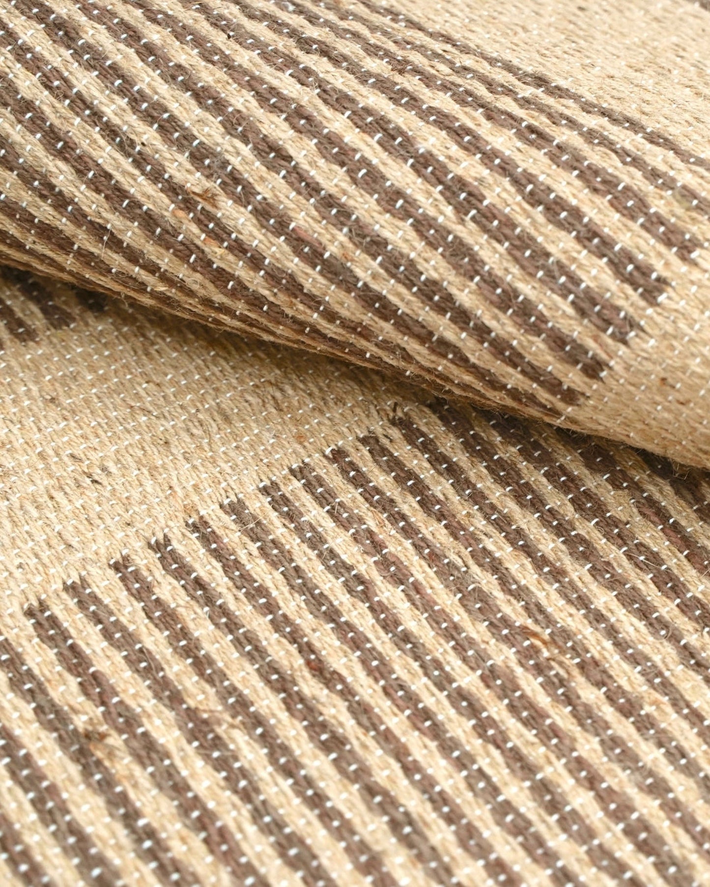 Kora Jute Rug | Popyuli