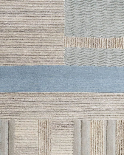 Aversa Wool Rug | Popyuli
