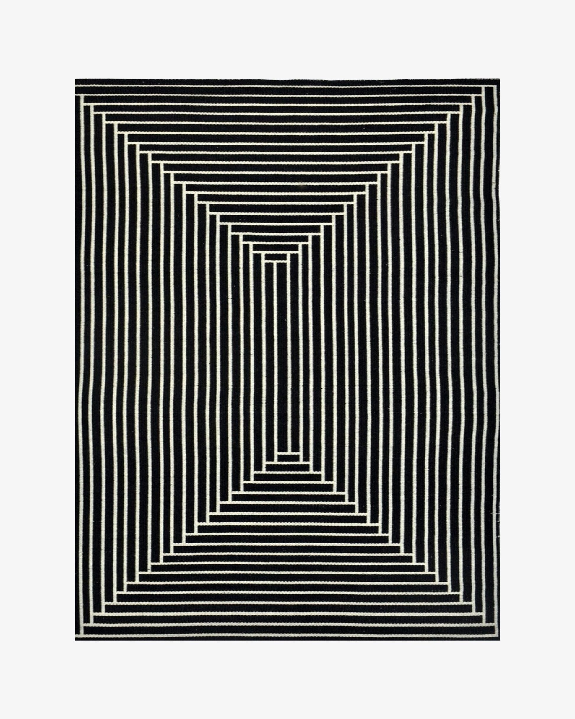 Noir Reversible Rug | Popyuli