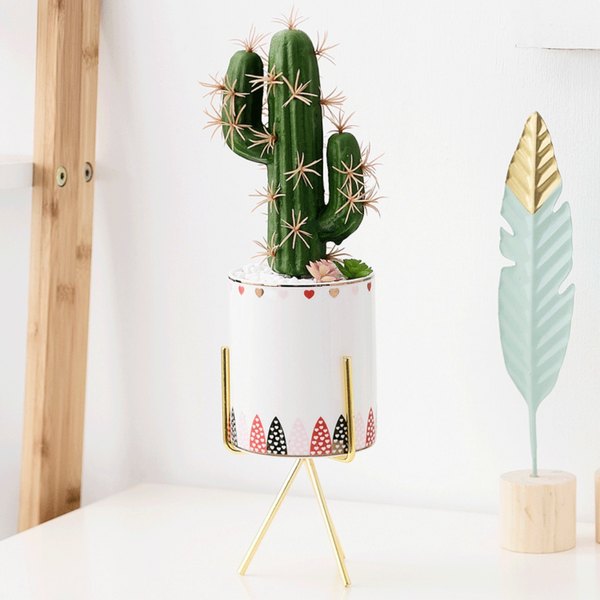Neher Heart Planter with Stand