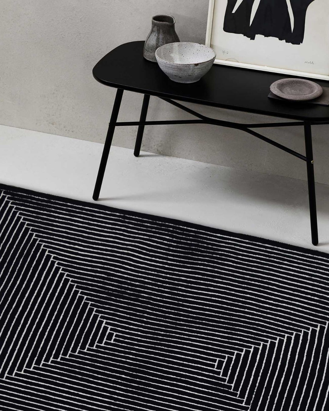 Noir Reversible Rug | Popyuli