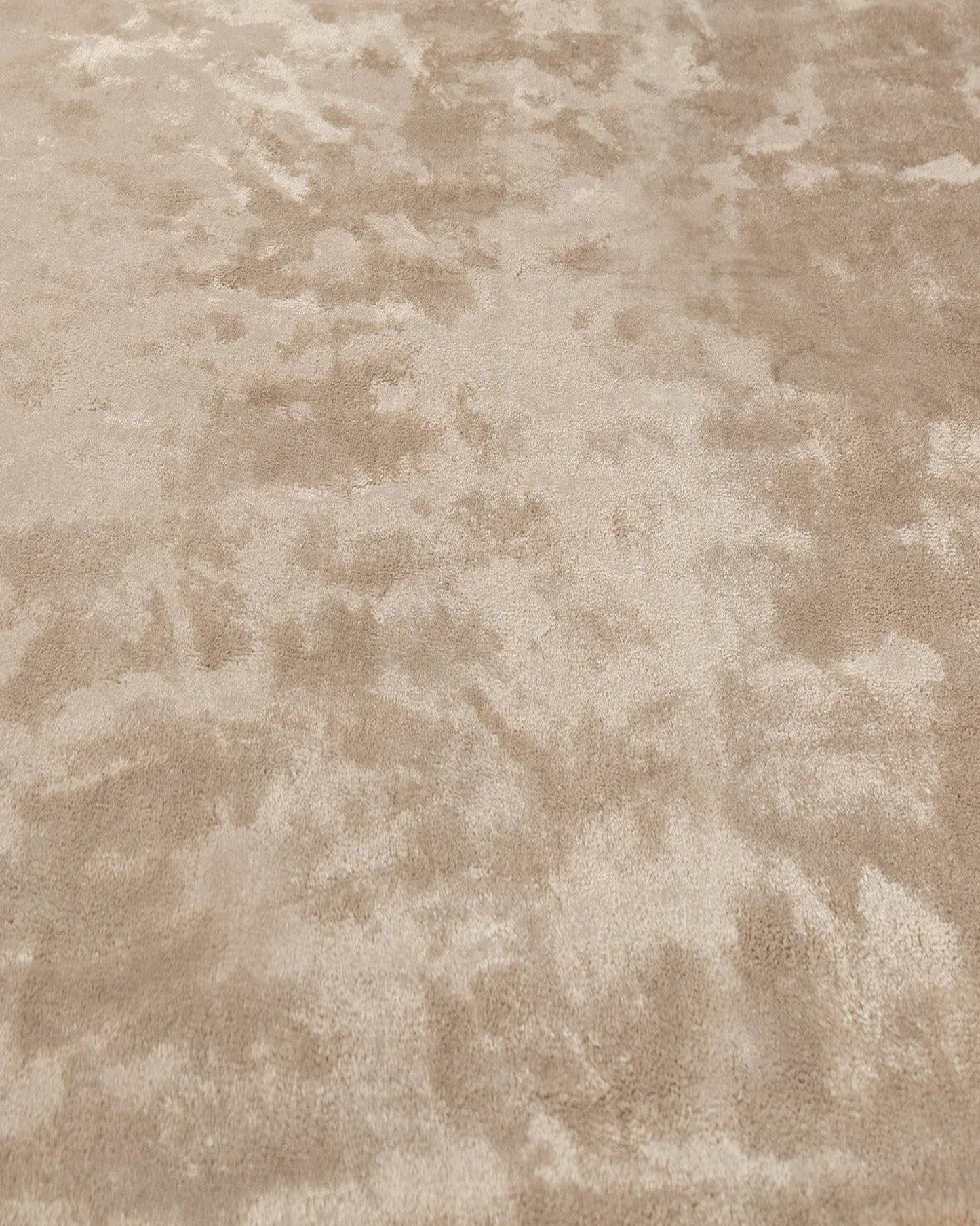 Abstract Silk Rug / Clay | Popyuli