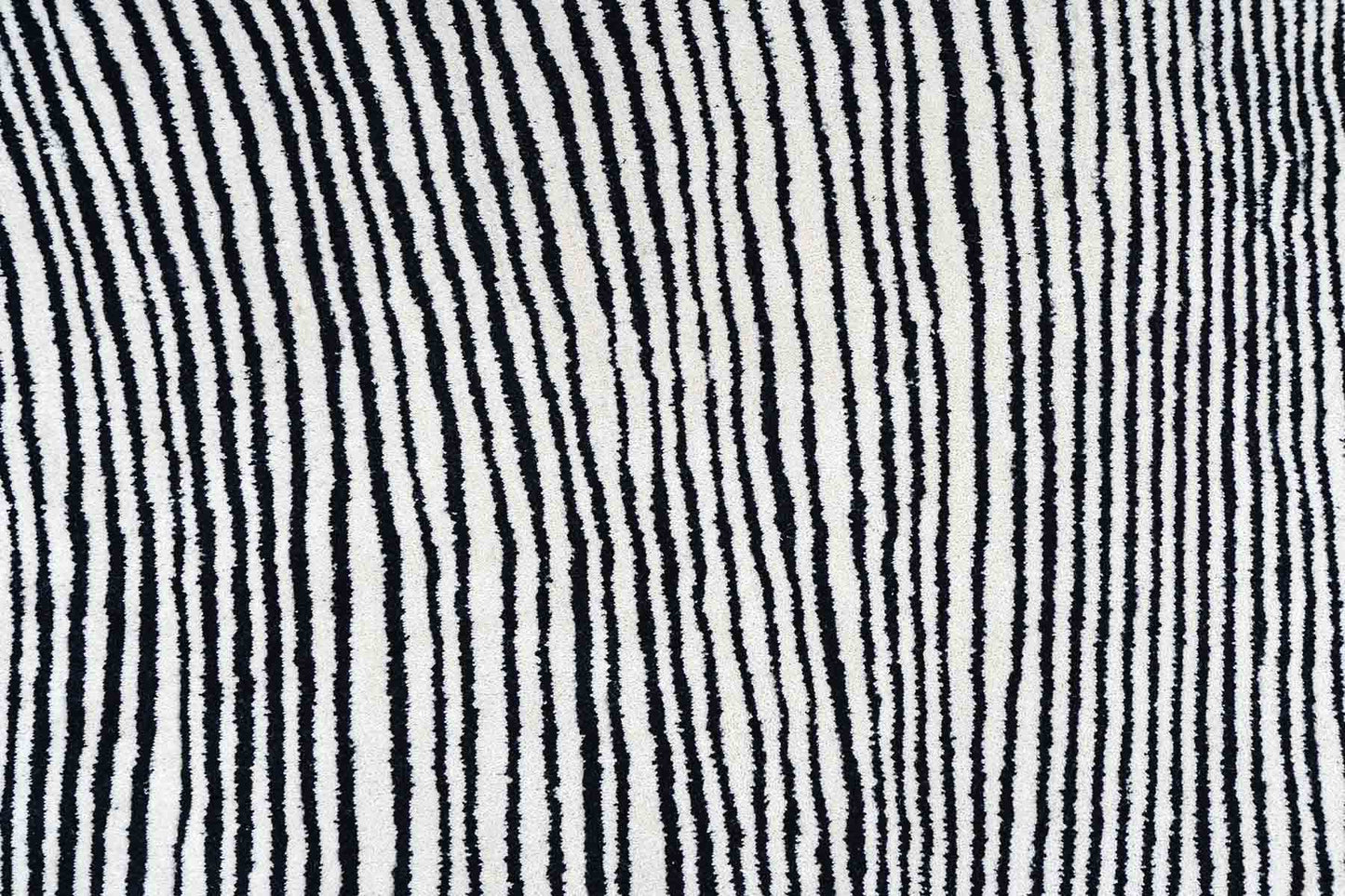 Monochrome Wool Rug | Popyuli