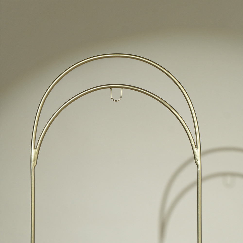 Luna Standing Planters