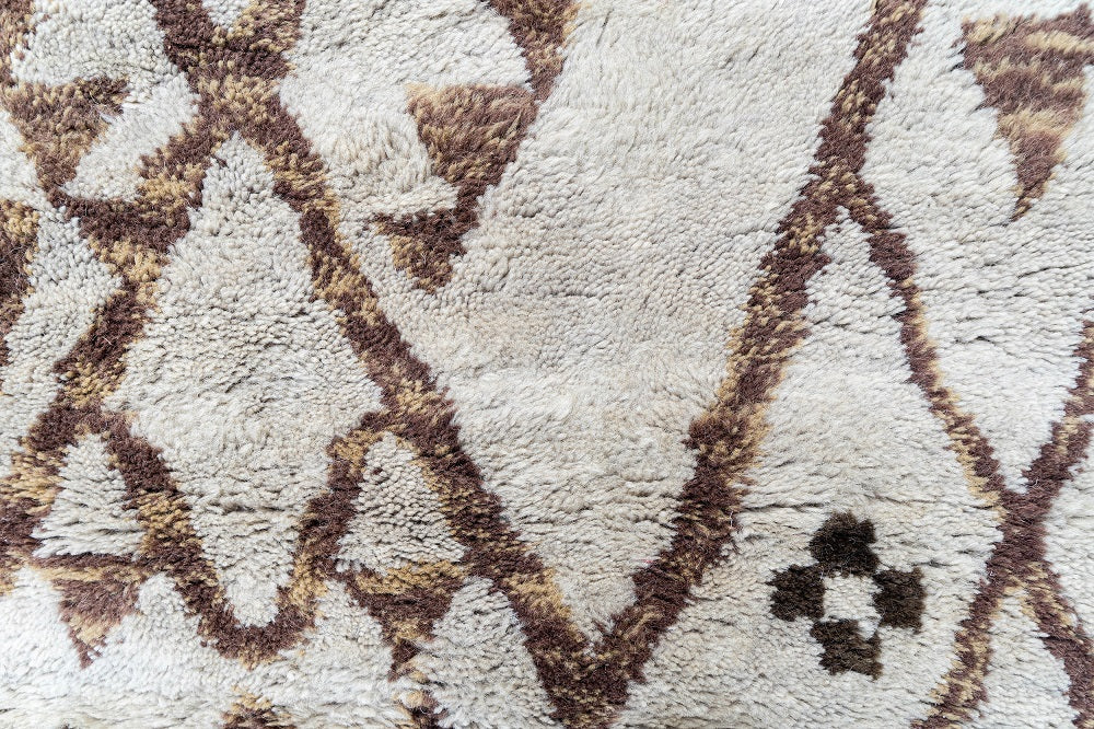 Pearl Fold Wool Rug | Popyuli