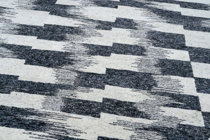 Crawford Hand Knotted Wool Rug | Popyuli