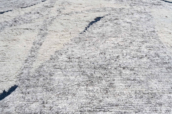 Kapetto Hand-Knotted Wool Rug