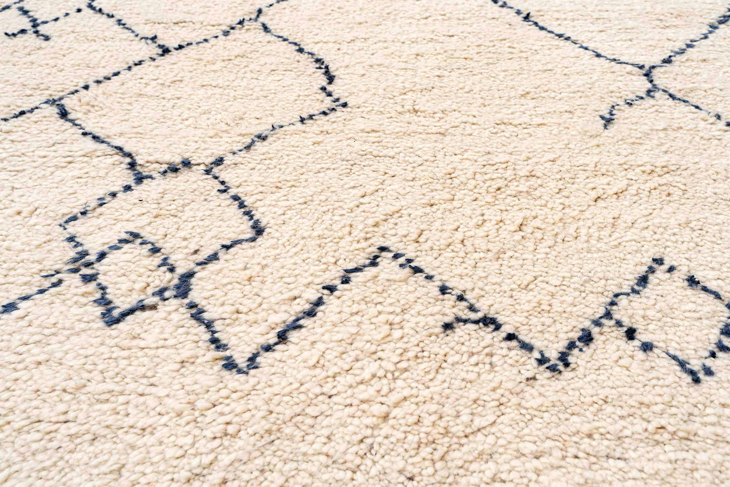 Lazuli Hand-Knotted Wool Rug