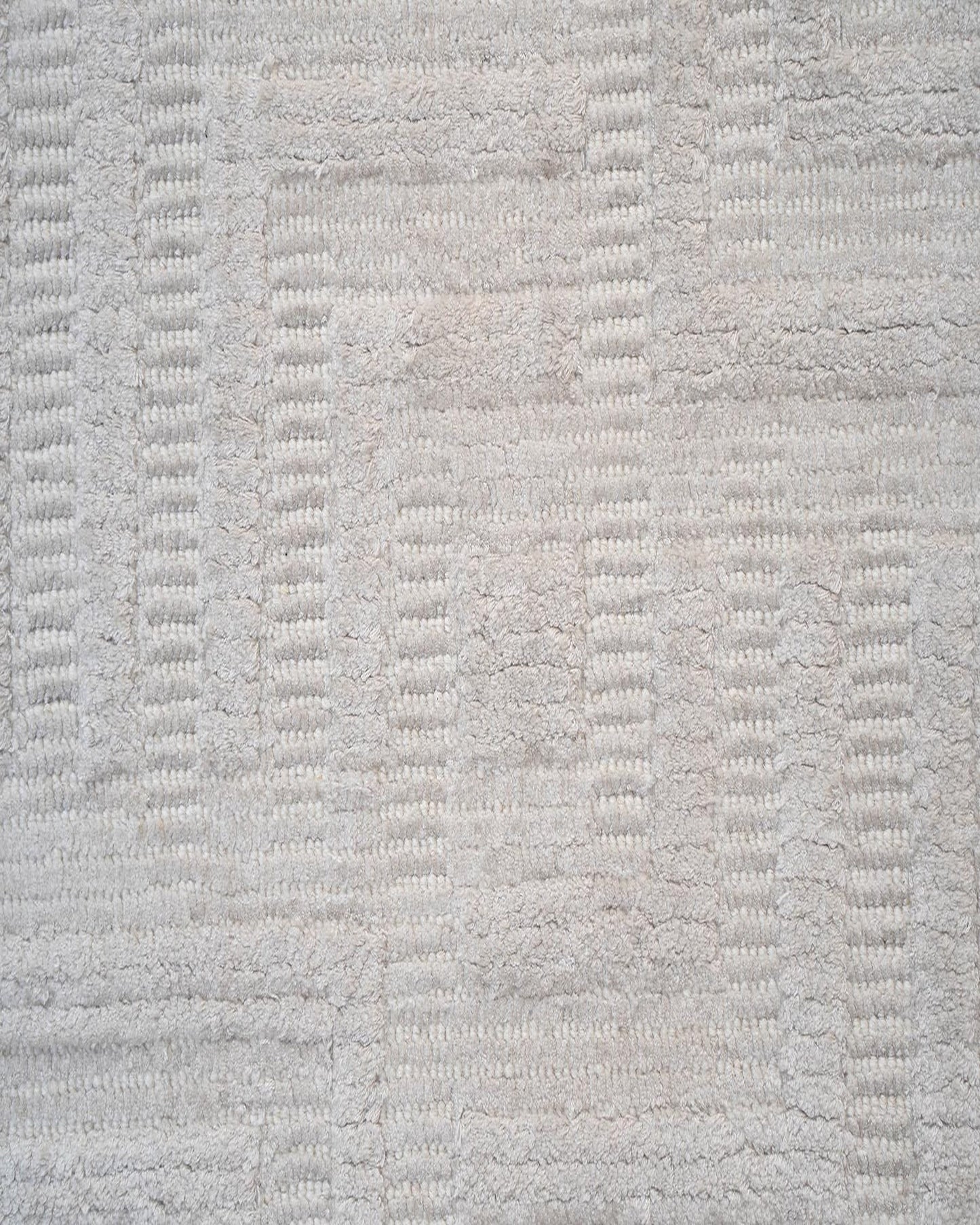 White Gold Wool & Silk Rug | Popyuli