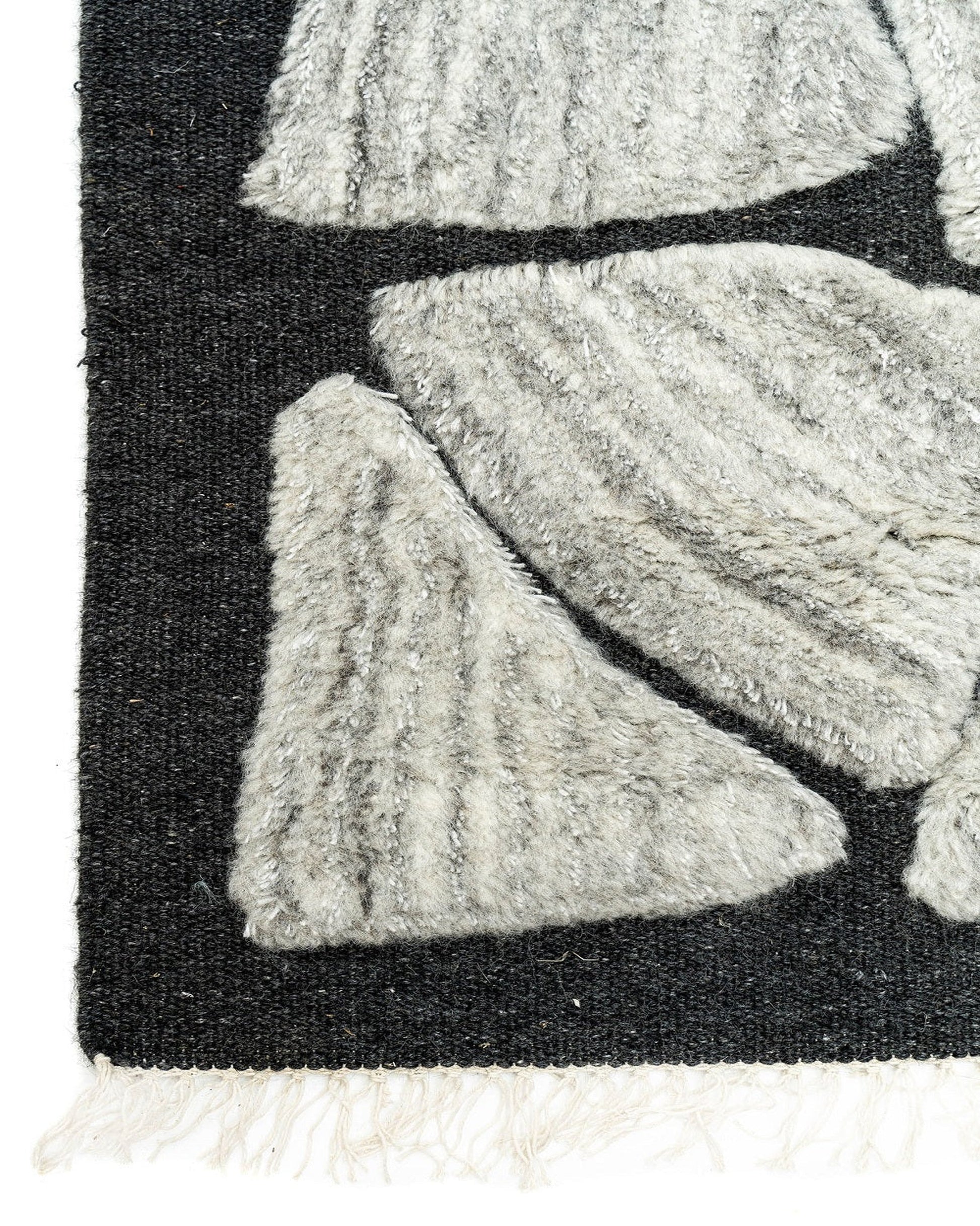 Ilk Wool Rug | Popyuli