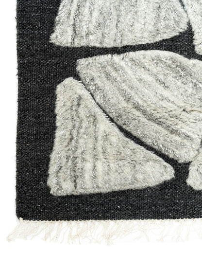 Ilk Wool Rug | Popyuli