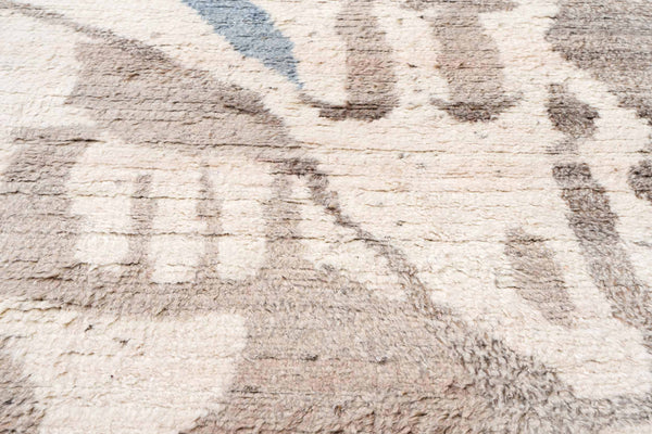 Gusset Hand-Knotted Wool Rug