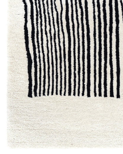 Monochrome Wool Rug | Popyuli