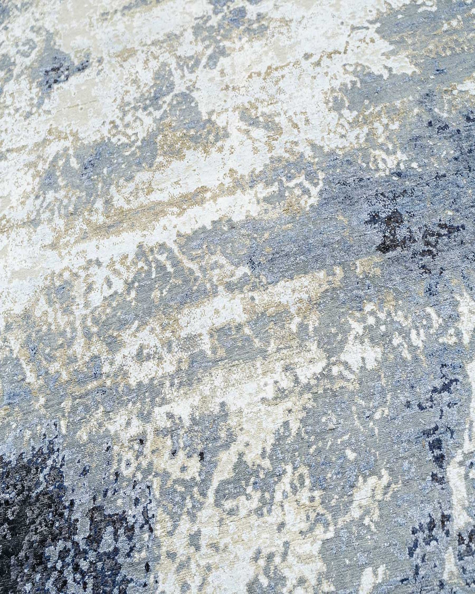 Pagina Hand Knotted Wool & Silk Rug | Popyuli