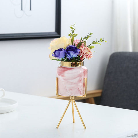 Nadi Vase
