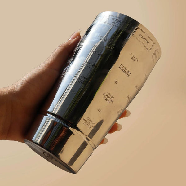 Recipe Cocktail Shaker – 8 Classic Drinks, Twist-to-Reveal