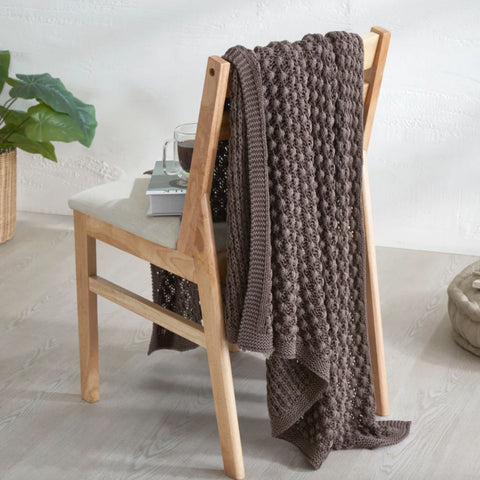 Cosy Serpentine Knitted Throw Blanket