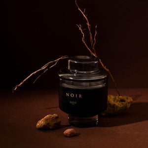 The Manhattan Noir Scented Glass Candle | Vetiver, Black Orchid, Musk