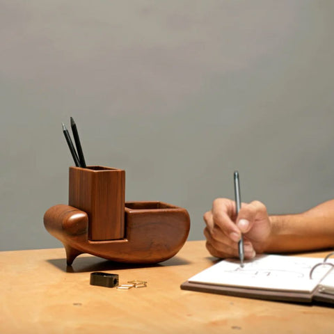 Sculp Wood Stationery Holder