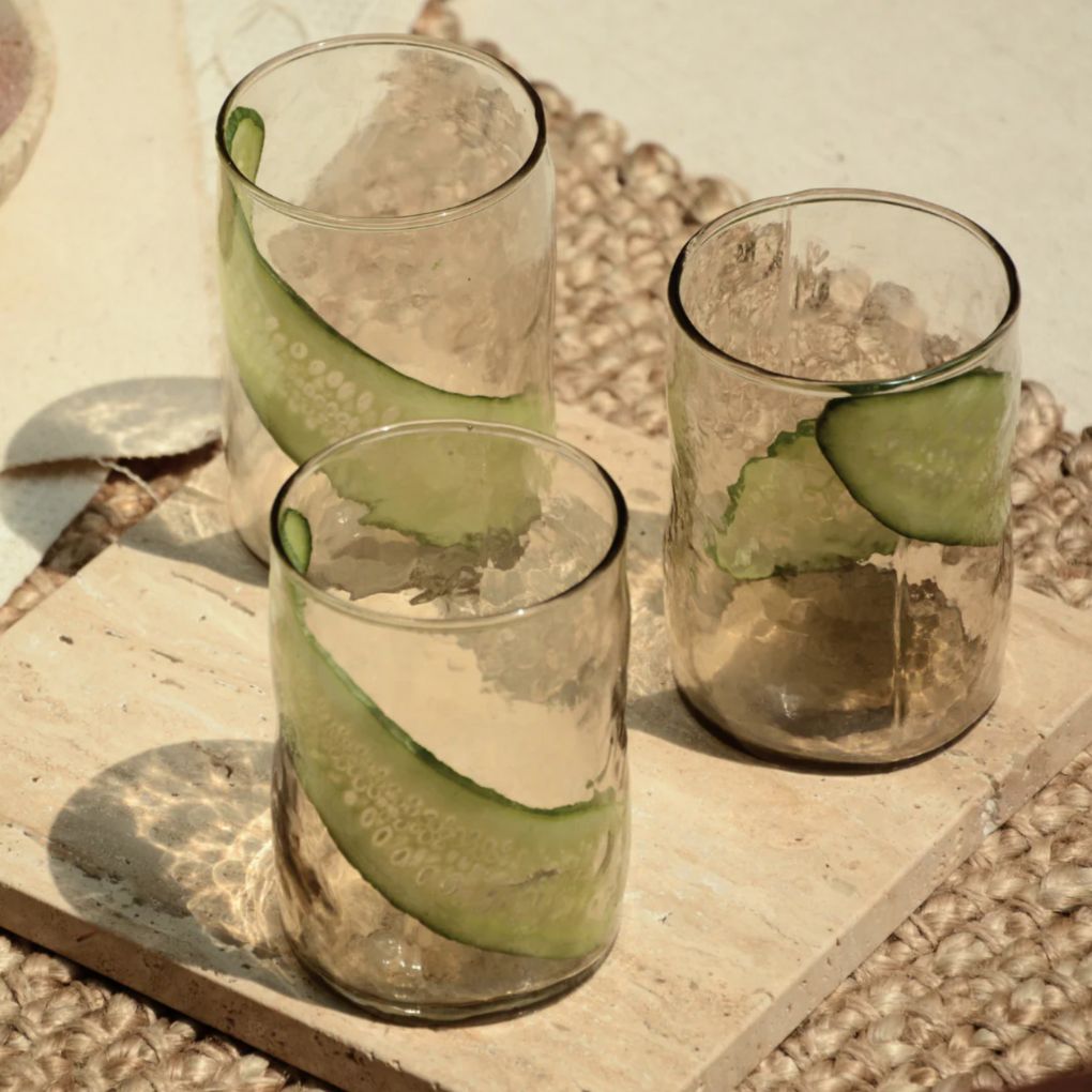 Set of 4 brown pot glasses with organic texture – artisan drinkware