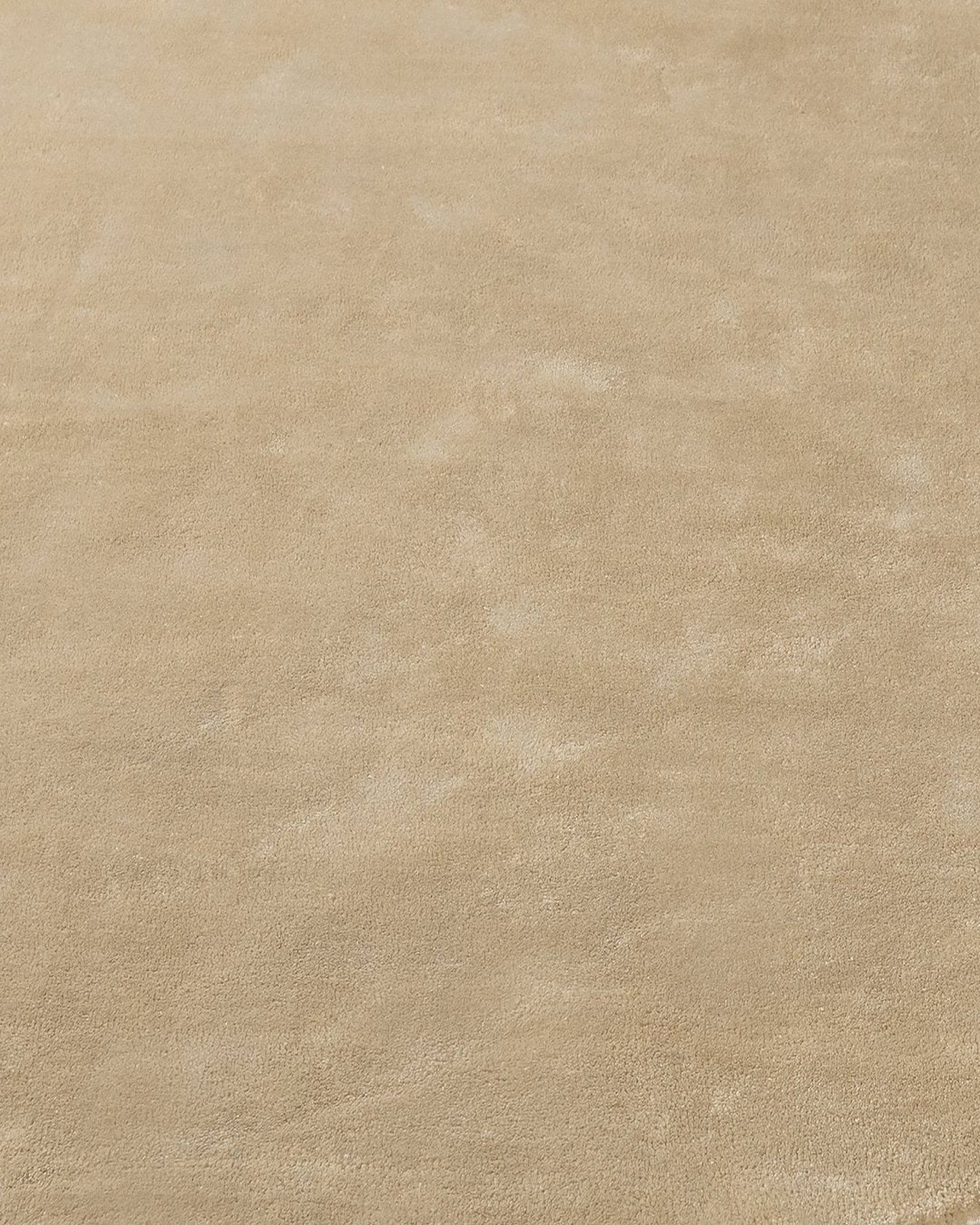 Luma Silk Rug / Gold | Popyuli