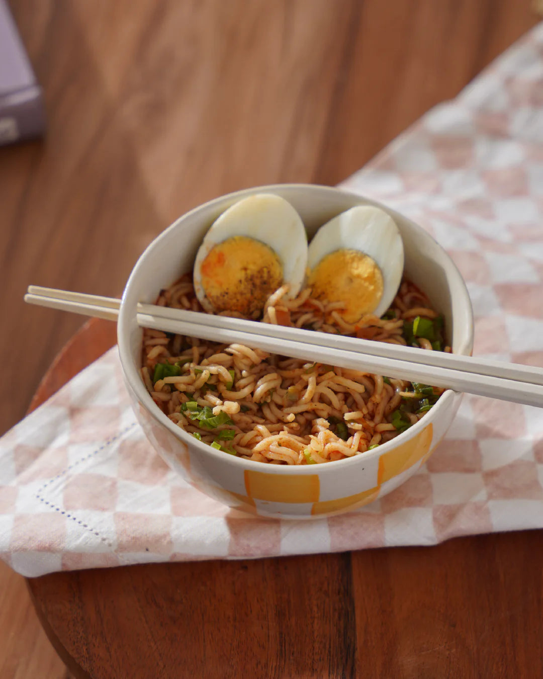 Ela - Ramen/Noodle Bowl with Chopstick Holder