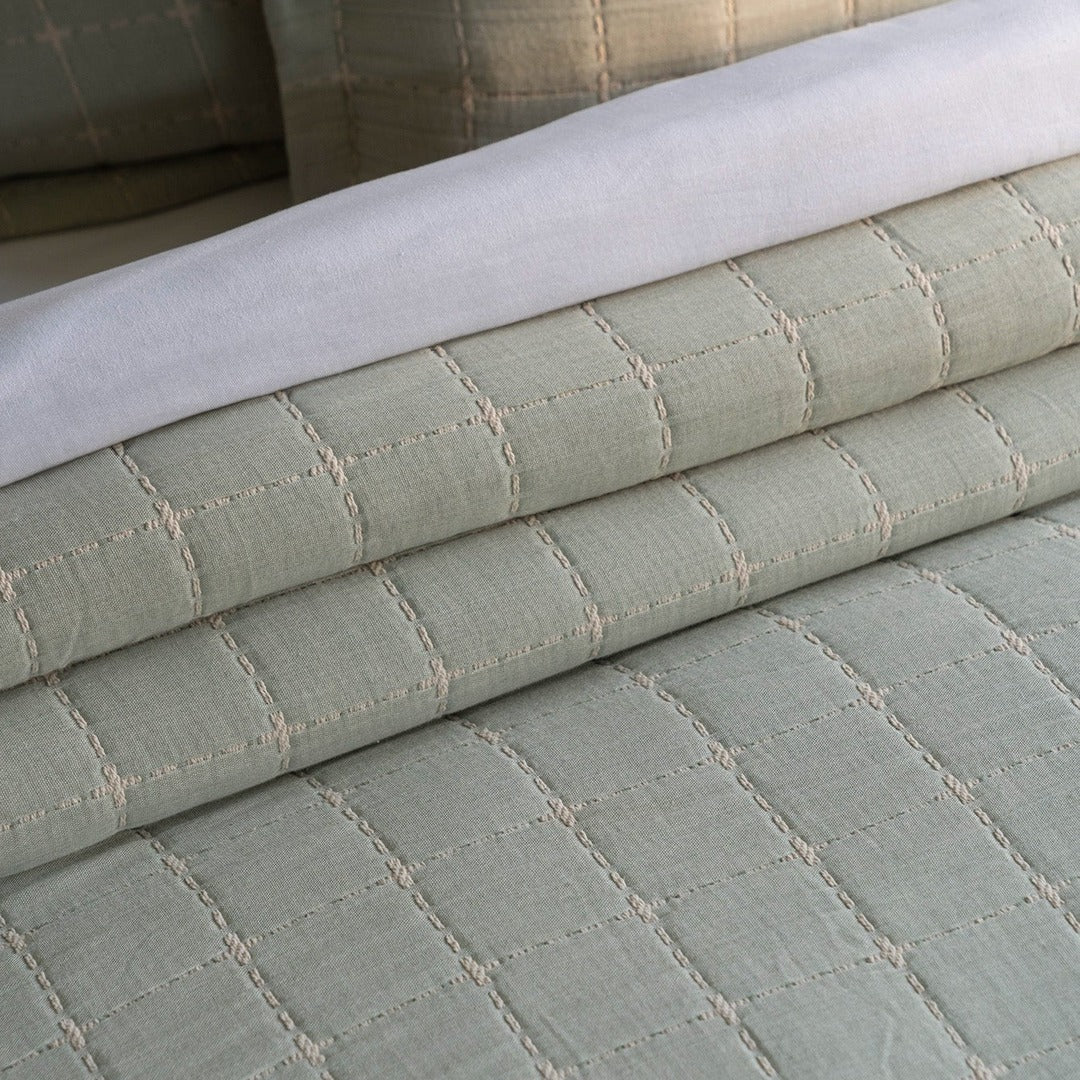 Checkaura Reversible Cotton Bedspread Set - Sage Green