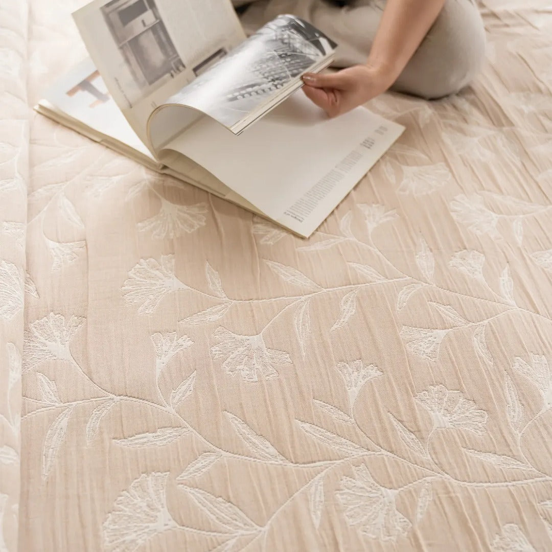 Flora - Beige Bedspread Set