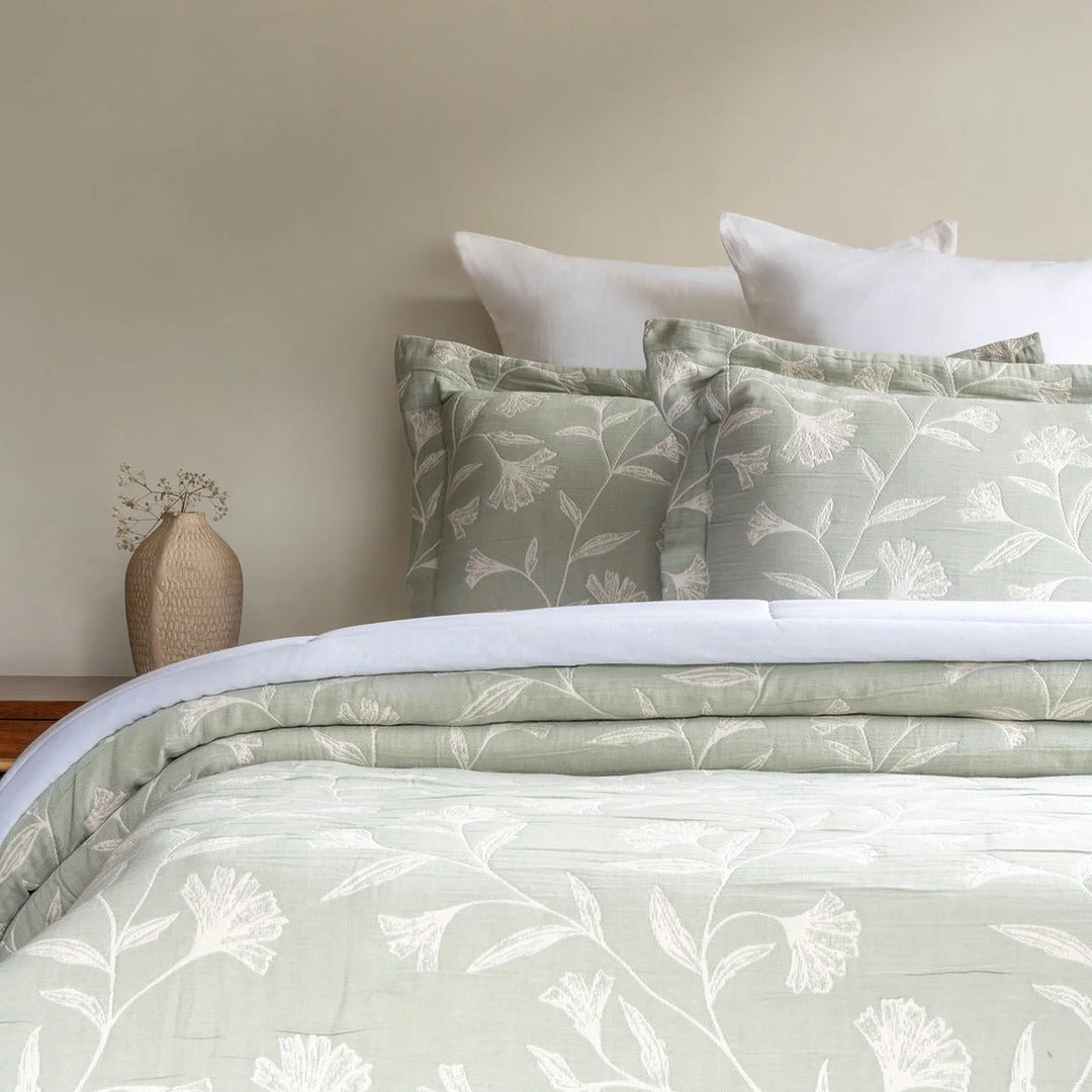 Flora - Sage Bedspread Set