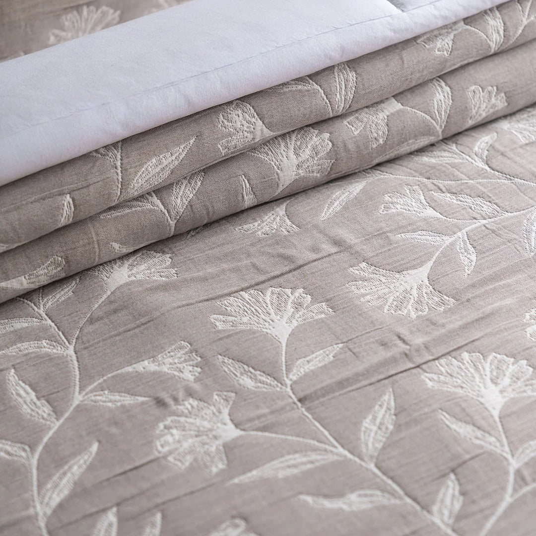 Flora - Taupe Bedspread Set
