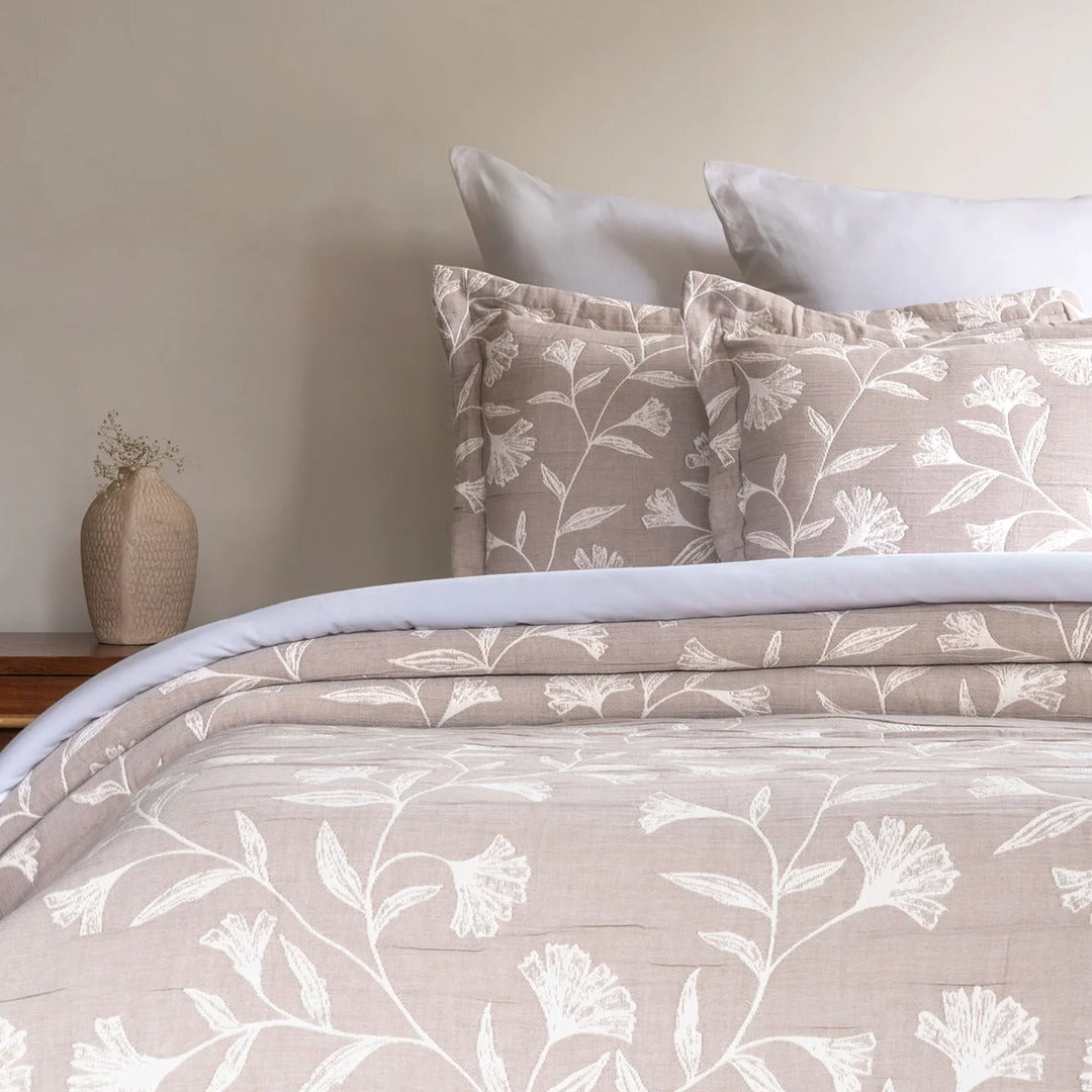 Flora - Taupe Bedspread Set