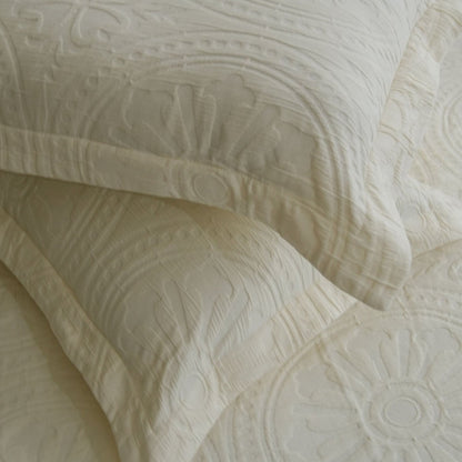 Heritage Bedspread Set Of 3 | Ivory