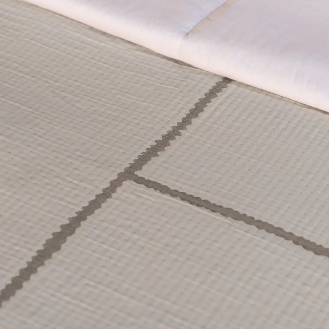 Linea Reversible Bedspread Set - Ivory
