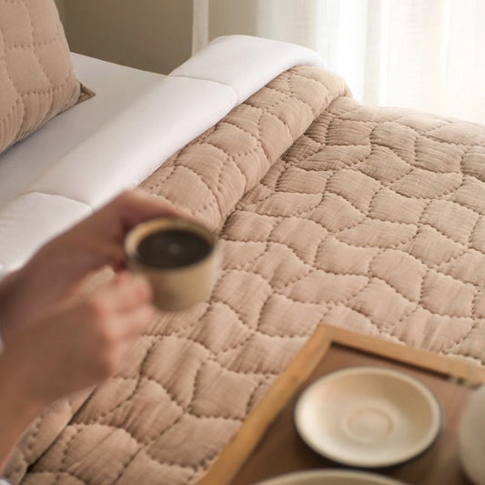 Cloud Hand-Stitched Cotton Quilt Set - Biscuit Beige (King)