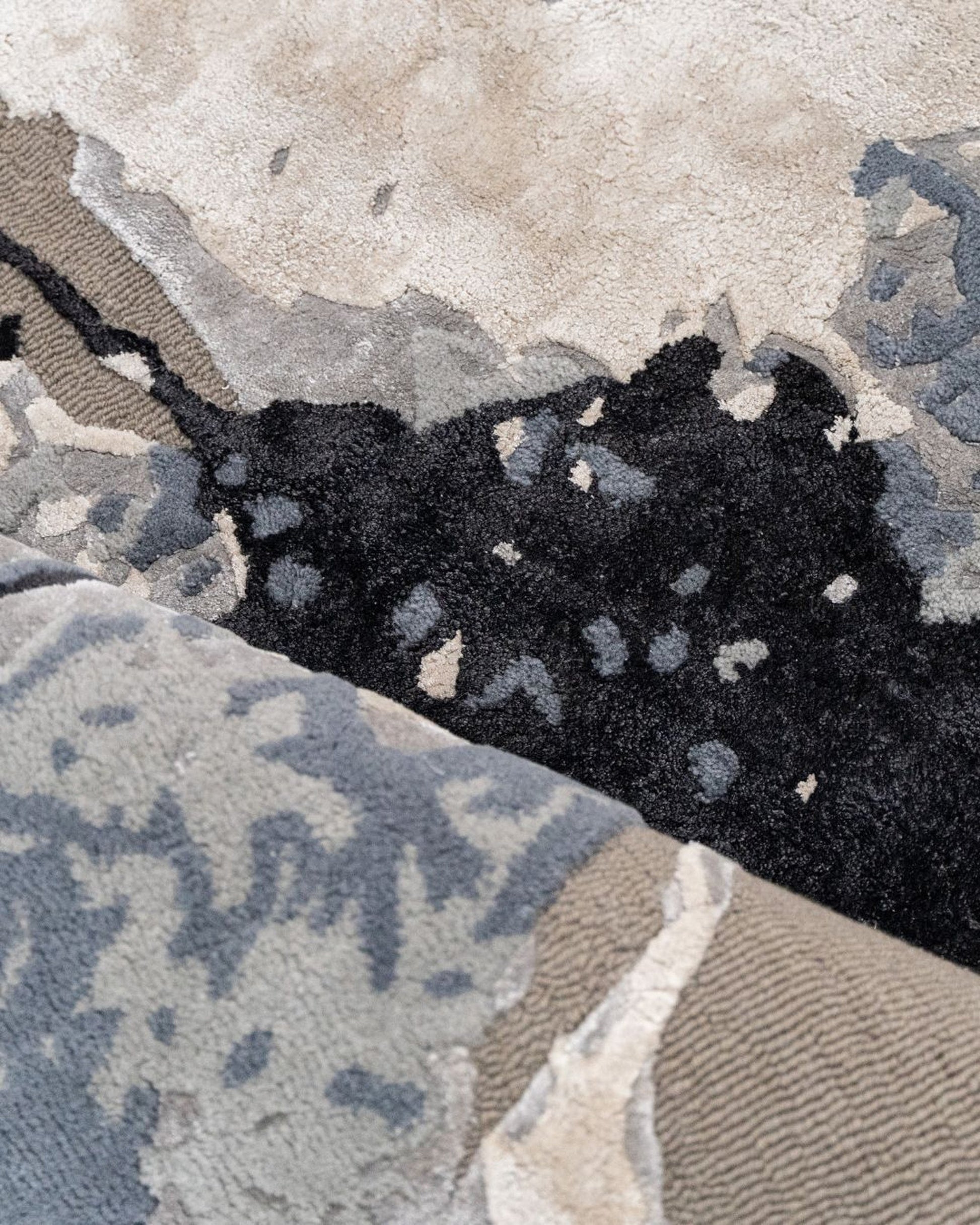 Nebula Wool & Silk Rug | Popyuli