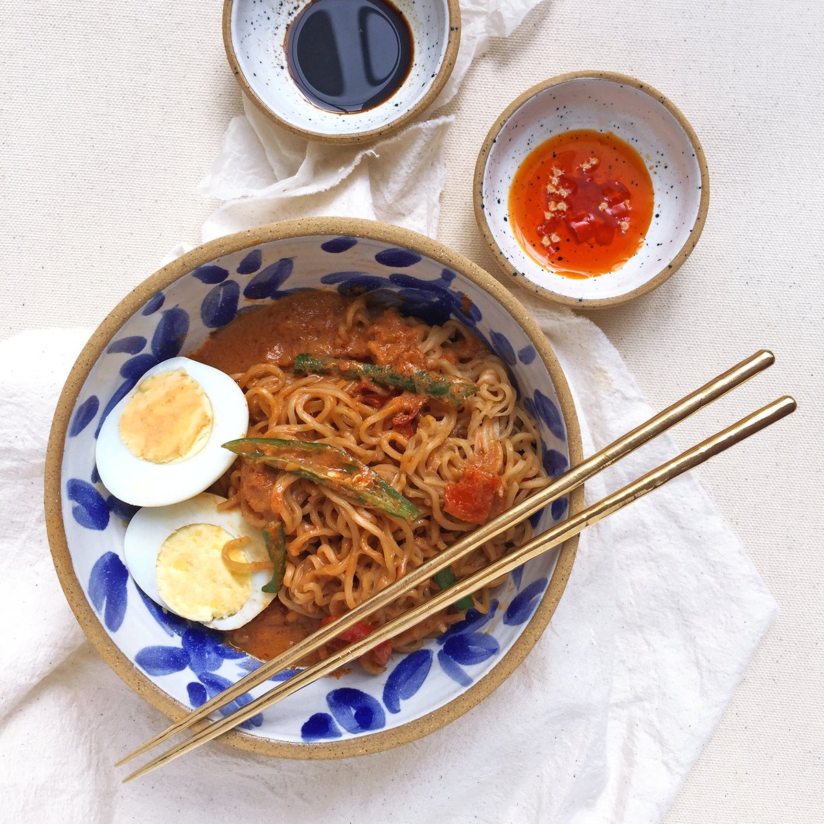 Chrysanthemum Ramen Bowl