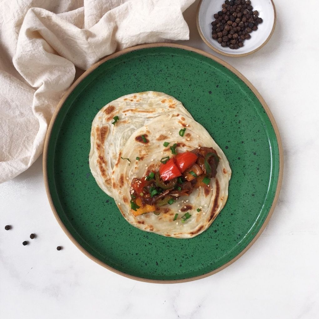 Rimmed Dinner Plate (Multiple Colours Available)