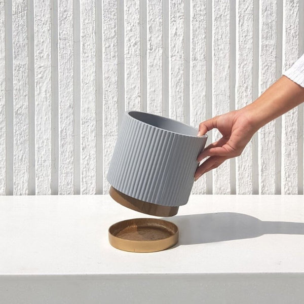 Small Fluted Planter With Base - Nude Pink