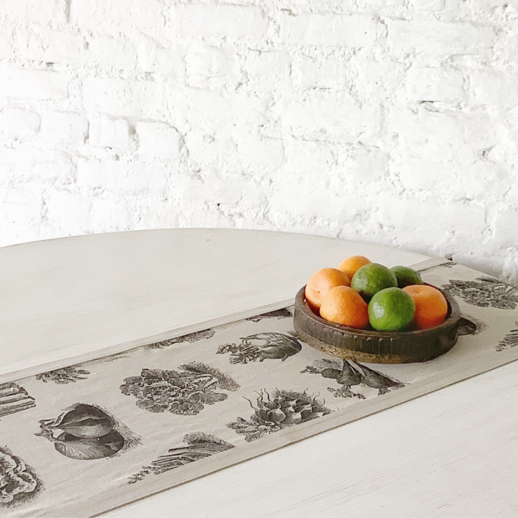 Farmland Ecru Table Runner