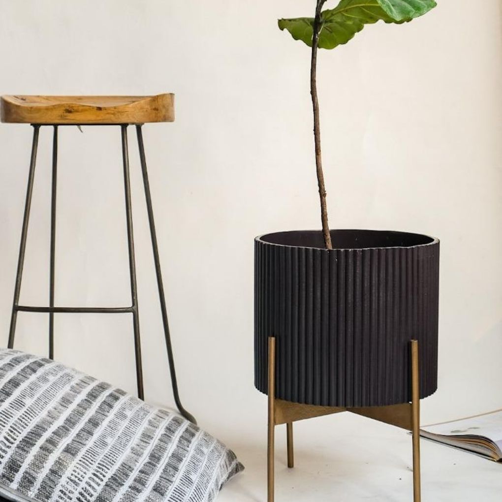 Large Fluted Planter With Stand - Brown
