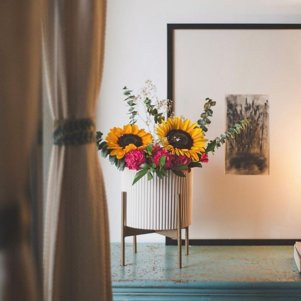 Small Fluted Planter With Stand